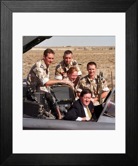 Framed Print : Group Capt Alan Vincent in Kuwait November 1998 who spoke to Tony Blair before Framed Print : Group Capt Alan Vincent in Kuwait November 1998 who spoke to Tony Blair before