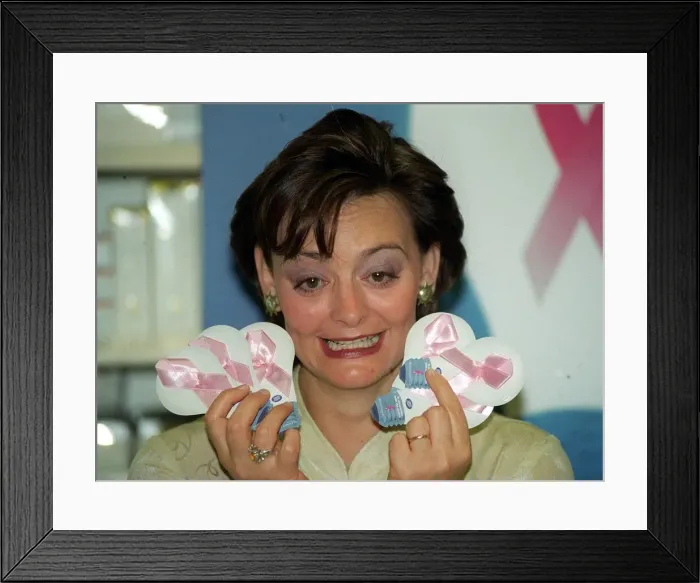 Framed Print : Cherie Booth QC wife of Prime Minister September 1998 Tony Blair launches the Breast Framed Print : Cherie Booth QC wife of Prime Minister September 1998 Tony Blair launches the Breast