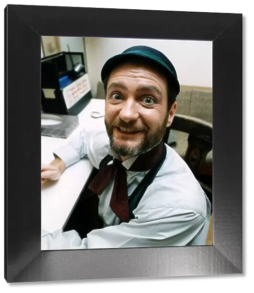 Kenny Everett who is a comedian Dbase A©Mirrorpix