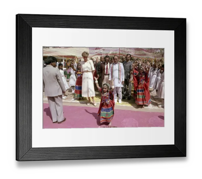 Framed Print : Princess Diana & Prince Charles Overseas Visit to India