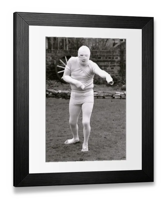 Framed Print : Bill Backhouse as a Mummy, which he was dressed in when arrested by Spanish police in Framed Print : Bill Backhouse as a Mummy, which he was dressed in when arrested by Spanish police in