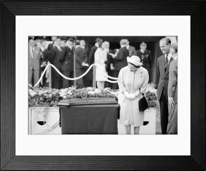 Framed Print : World Cup England versus Uruguay opening match attanded by the Queen 11 / 07 / 1966 Framed Print : World Cup England versus Uruguay opening match attanded by the Queen 11 / 07 / 1966