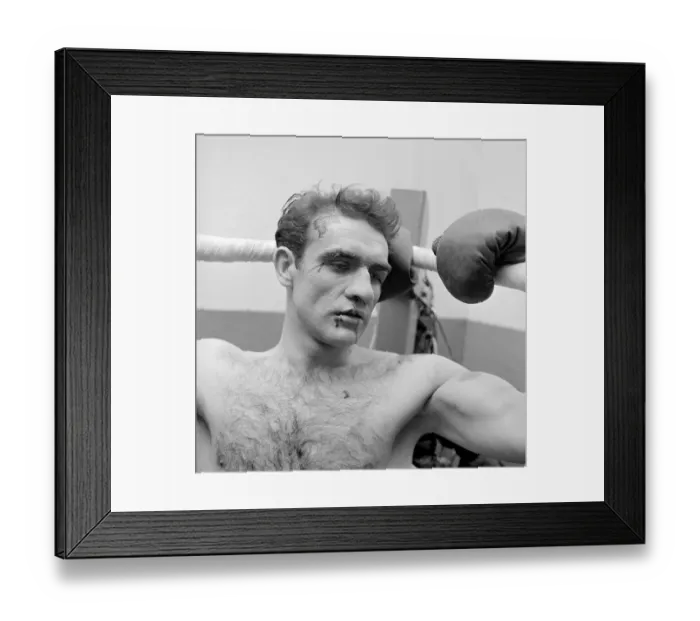 Framed Print : Sean Connery seen here in the BBC 1957 production of Requiem for a Heavy Weight
