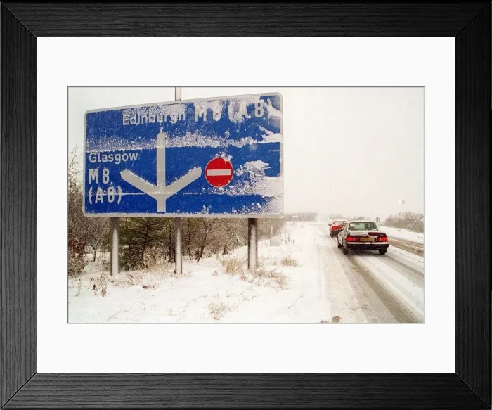 Framed Print : SCOTTISH WEATHER SNOW M8 MOTORWAY AT HARTHILL Framed Print : SCOTTISH WEATHER SNOW M8 MOTORWAY AT HARTHILL
