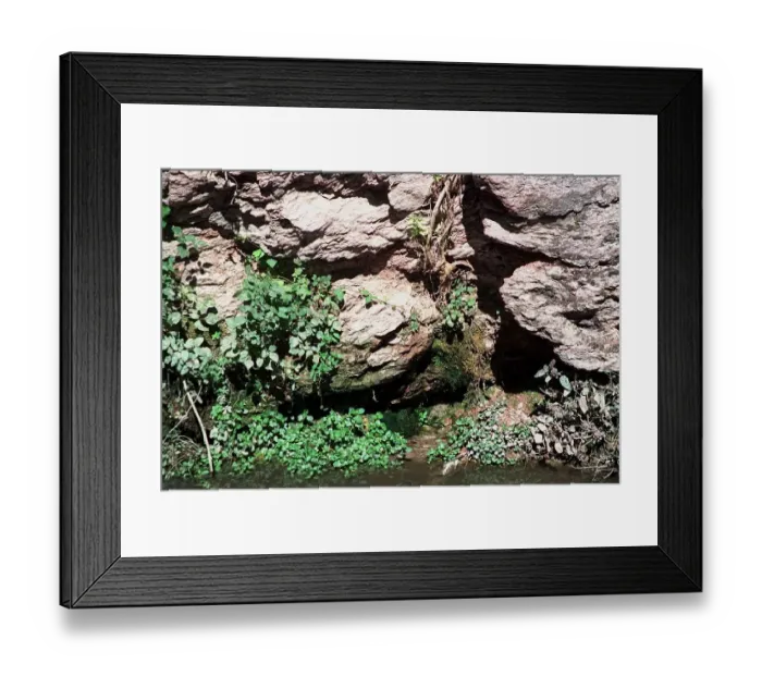 Framed Print : Italy Rocks and pool