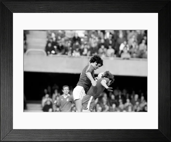 Framed Print : Football: Chelsea vs. Nottingham Forest. April 1977 77-02166-027 Framed Print : Football: Chelsea vs. Nottingham Forest. April 1977 77-02166-027