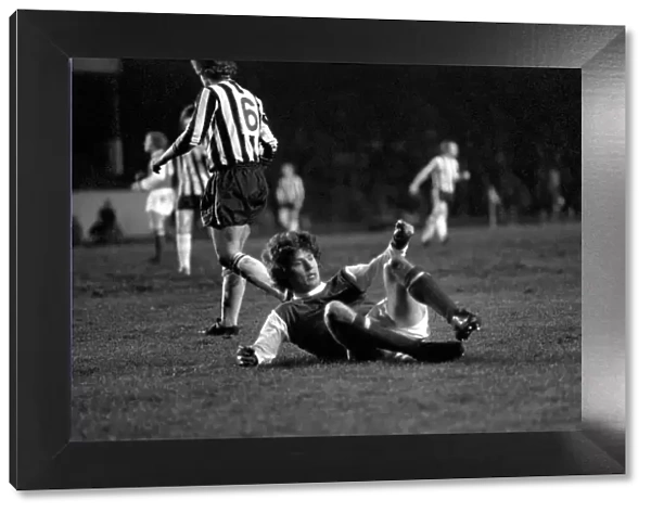 Football: Arsenal (4) vs. Newcastle United (0). March 1975 75-01516-058