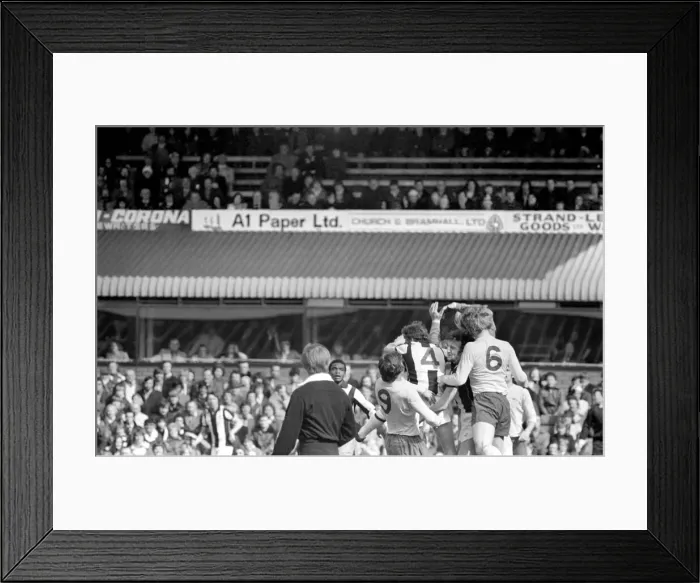 Framed Print : West Bromwich Albion (0) vs. Arsenal (2). April 1977 77-02029-030