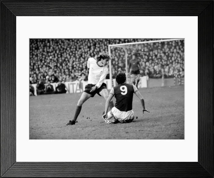 Framed Print : Football: F. A. Cup: West Ham F. C. (0) vs. Liverpool F. C. (2). January 1976 76-00045-018 Framed Print : Football: F. A. Cup: West Ham F. C. (0) vs. Liverpool F. C. (2). January 1976 76-00045-018