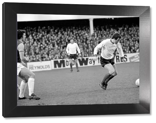 Football: F. A. Cup: West Ham F. C. (0) vs. Liverpool F. C. (2). January 1976 76-00045-012