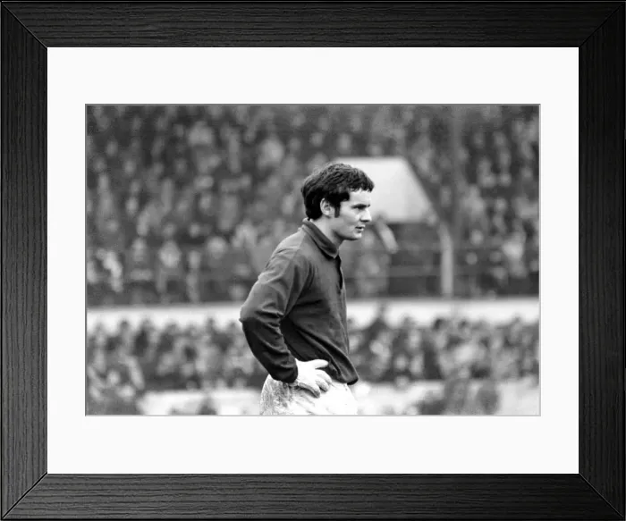 Framed Print : F. A. Cup: Yeovil v. Arsenal: 3rd Round. January 1971 71-00138-052 Framed Print : F. A. Cup: Yeovil v. Arsenal: 3rd Round. January 1971 71-00138-052