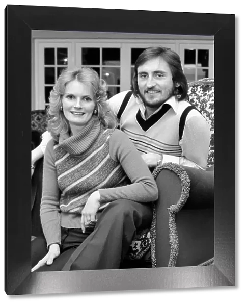 West Ham F. C. Frank Lampard at home with wife Pat. February 1975 75-01037-002