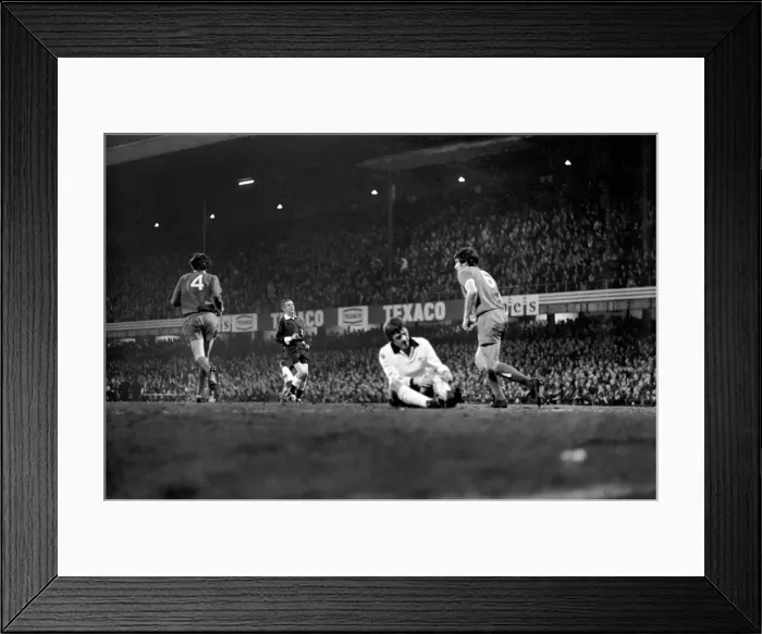 Framed Print : Derby County (2) v. Liverpool (0). January 1975 75-00216-010 Framed Print : Derby County (2) v. Liverpool (0). January 1975 75-00216-010