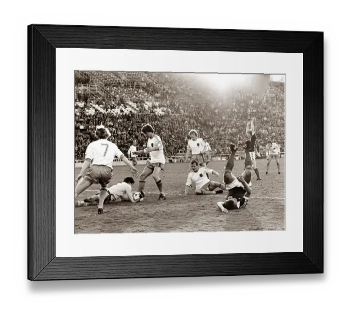 Framed Print : World Cup 1978 Scotland v Holland June 1978 Dutch keeper Jan Jongbloed collects Framed Print : World Cup 1978 Scotland v Holland June 1978 Dutch keeper Jan Jongbloed collects