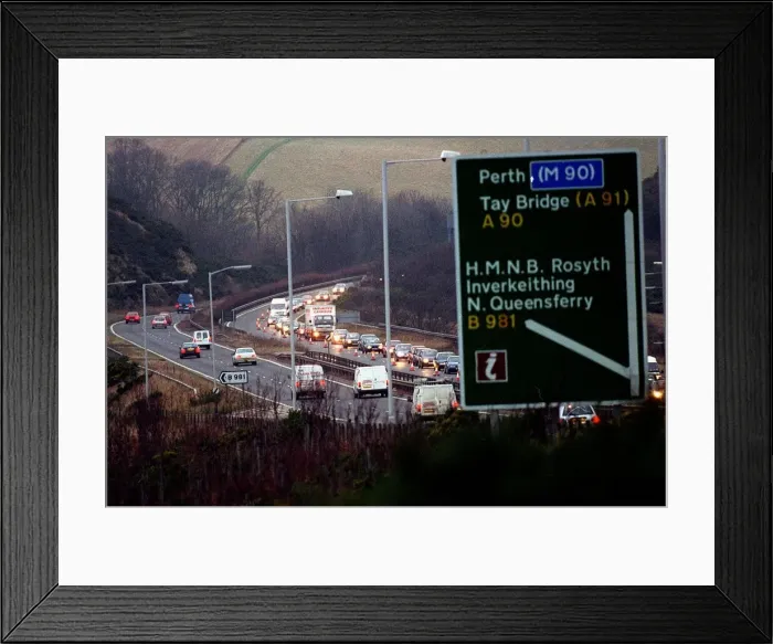 Framed Print : Forth Road Bridge traffic December 1997 heading south bound from the M90 towards