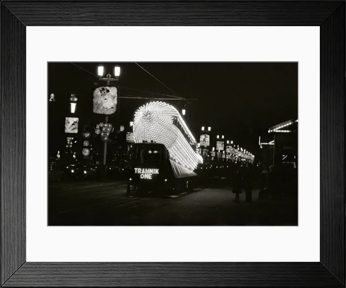 Framed Print : The world famous Blackpool Illuminations in the Lancashire seaside resort Framed Print : The world famous Blackpool Illuminations in the Lancashire seaside resort