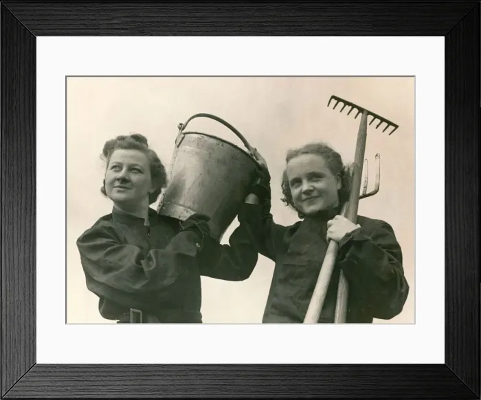 Framed Print : ABWW2 36 Polish women who escaped working on the land Framed Print : ABWW2 36 Polish women who escaped working on the land