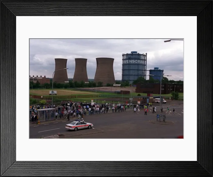 Framed Print : RAVENSCRAIG FAMOUS SKYLINE SHOWS THE DEMOLITION OF RAVENSCRAIG TOWERS July 1996