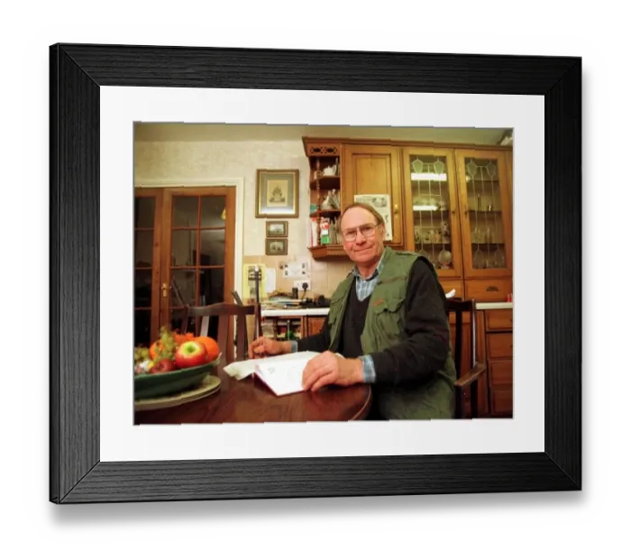 Framed Print : LANDSCAPE GARDNER JACK (NOT JOHN) SEXTON OF NEWGATE STREET VILLAGE FOR MONEY PAGE