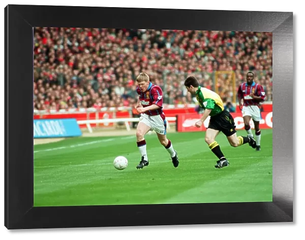 Coca Cola Cup Final. Aston Villa 3 v Manchester United 1. 27th March 1994