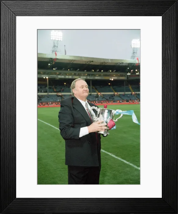 Framed Print : Coca Cola Cup Final. Aston Villa 3 v Manchester United 1 Framed Print : Coca Cola Cup Final. Aston Villa 3 v Manchester United 1