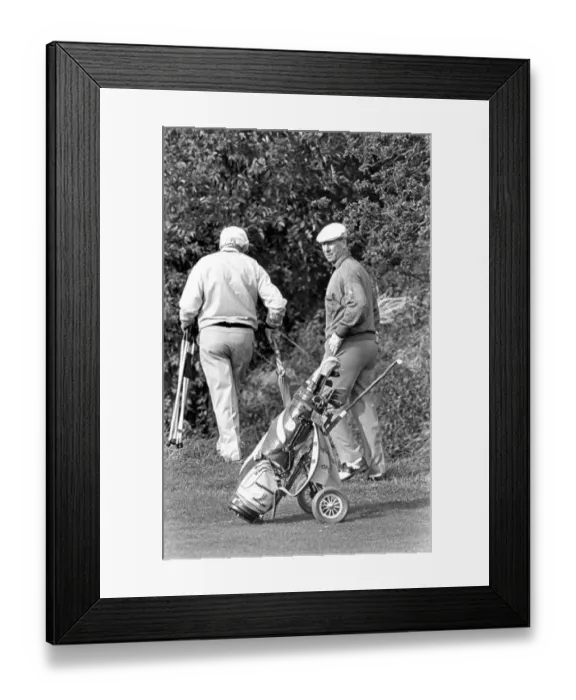 Framed Print : Bobby Charlton playing golf in October 1988 Framed Print : Bobby Charlton playing golf in October 1988