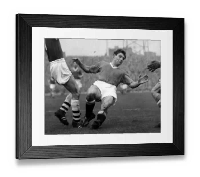Framed Print : English League Division One match at Old Trafford. Duncan Edwards of Manchetser Framed Print : English League Division One match at Old Trafford. Duncan Edwards of Manchetser