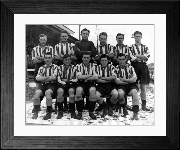 Framed Print : The Ashington team on the 7th February 1953, beaten 3-1 at Simonside Hall the week before Framed Print : The Ashington team on the 7th February 1953, beaten 3-1 at Simonside Hall the week before