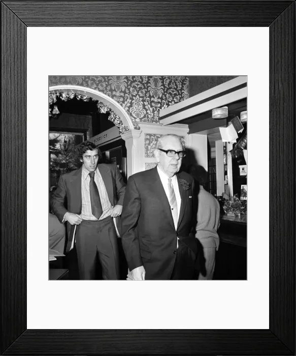 Framed Print : F. A. Disciplinery Hearing at Coventry: Martin Chivers of Spurs arriving at the hearing Framed Print : F. A. Disciplinery Hearing at Coventry: Martin Chivers of Spurs arriving at the hearing
