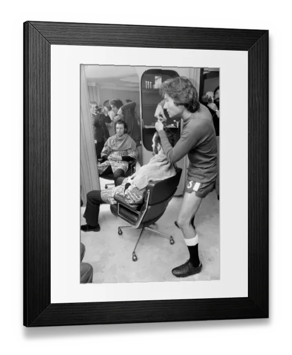 Framed Print : Football fan Vidal Sassoon made a solemn promise that if Chelsea reached the final of