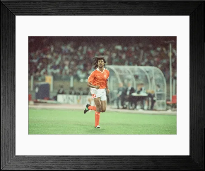 Framed Print : England v Holland World Cup Finals Group F match at the Stadio Sant Elia, Cagliari