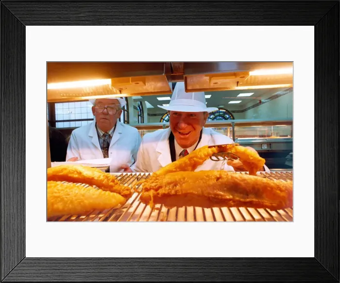 Framed Print : Jack Charlton and Harry Ramsden jnr. try the World