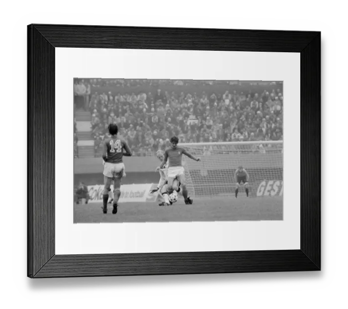 Framed Print : 1978 World Cup Second Round Group A match in Buenos Aires, Argentina Framed Print : 1978 World Cup Second Round Group A match in Buenos Aires, Argentina
