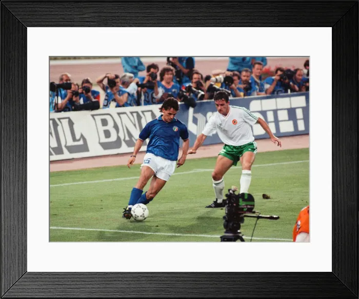 Framed Print : 1990 World Cup Quarter Final match in Rome, Italy. Italy 1 v Republic of Ireland 0 Framed Print : 1990 World Cup Quarter Final match in Rome, Italy. Italy 1 v Republic of Ireland 0