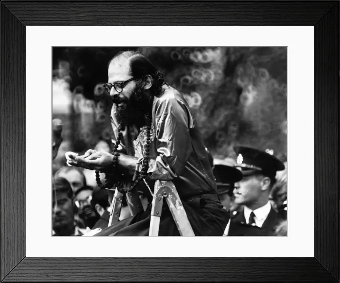Framed Print : Alan Ginsberg poet in Hyde Park msi Framed Print : Alan Ginsberg poet in Hyde Park msi