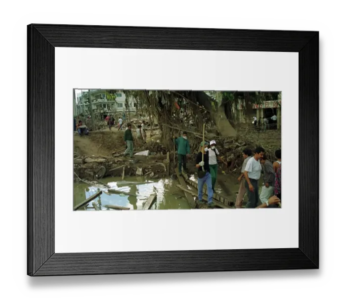 Framed Print : Honduras Weather Hurricane Mitch Nov 1998 WEARING FACE BECAUSE OF THE FROM STINK