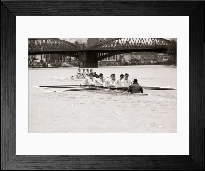 Framed Print : Oxford v Cambridge Boat Race 1987 Rowing competition water sport Framed Print : Oxford v Cambridge Boat Race 1987 Rowing competition water sport