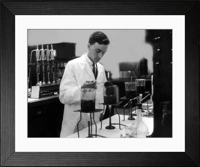 Framed Print : Science Bunsen Burner August 1926 A chemist testing dyes on woollen material in Framed Print : Science Bunsen Burner August 1926 A chemist testing dyes on woollen material in