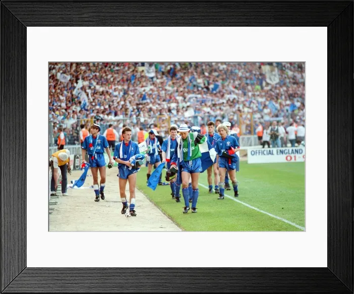 Framed Print : Littlewoods Cup Final. Nottingham Forest 1 v. Oldham Athletic 0 Framed Print : Littlewoods Cup Final. Nottingham Forest 1 v. Oldham Athletic 0