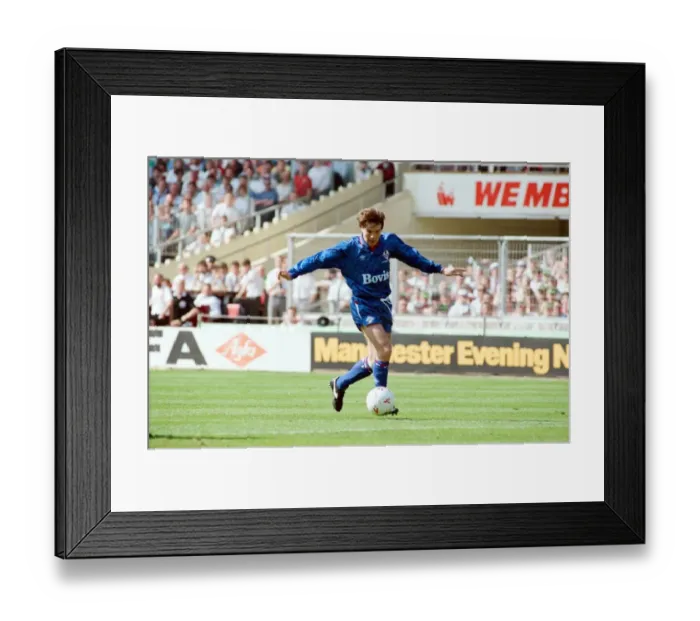 Framed Print : Littlewoods Cup Final. Nottingham Forest 1 v. Oldham Athletic 0. Paul Warhurst Framed Print : Littlewoods Cup Final. Nottingham Forest 1 v. Oldham Athletic 0. Paul Warhurst