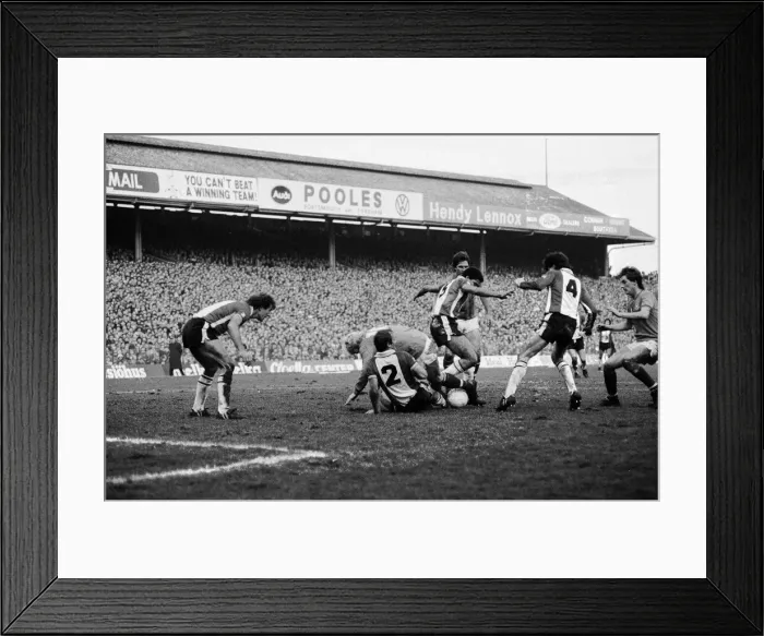 Framed Print : FA Cup 5th round tie. Portsmouth 0 v. Southampton 1. 29th January 1984 Framed Print : FA Cup 5th round tie. Portsmouth 0 v. Southampton 1. 29th January 1984