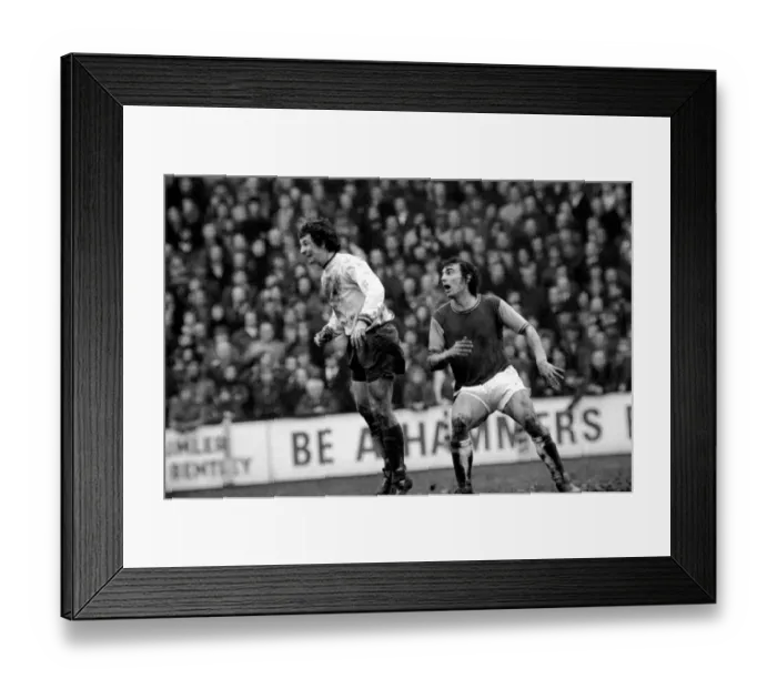 Framed Print : Football: West Ham F. C. v. Burnley. West Ham (2) v. Burnley (1). March 1975 75-01466-079