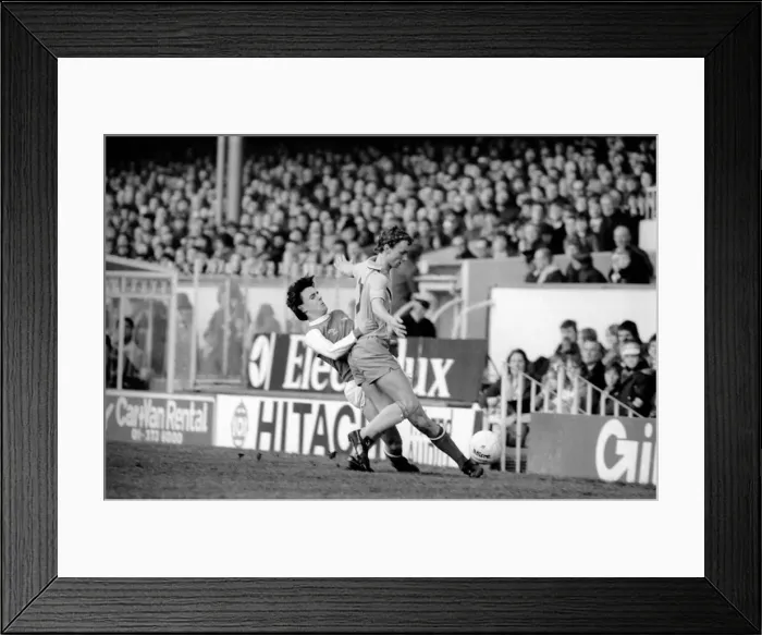 Framed Print : Sport: Football: Arsenal vs. Coventry. Action from the match. February 1981 81-00516-039