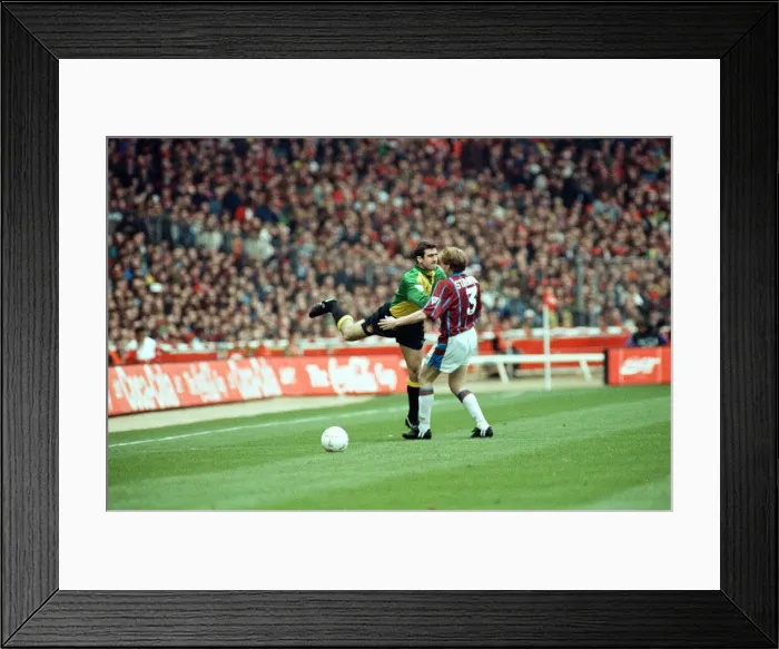 Framed Print : Coca Cola Cup Final. Aston Villa 3 v Manchester United 1. Eric Cantona in action Framed Print : Coca Cola Cup Final. Aston Villa 3 v Manchester United 1. Eric Cantona in action