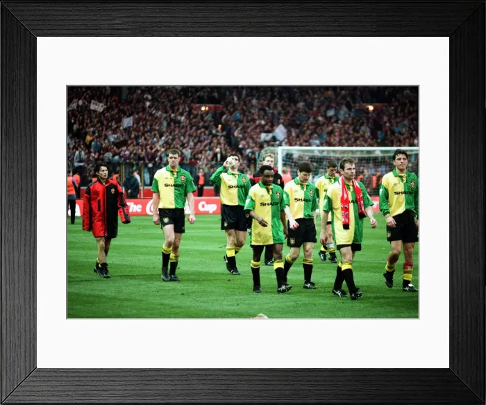 Framed Print : Coca Cola Cup Final. Aston Villa 3 v Manchester United 1 Framed Print : Coca Cola Cup Final. Aston Villa 3 v Manchester United 1