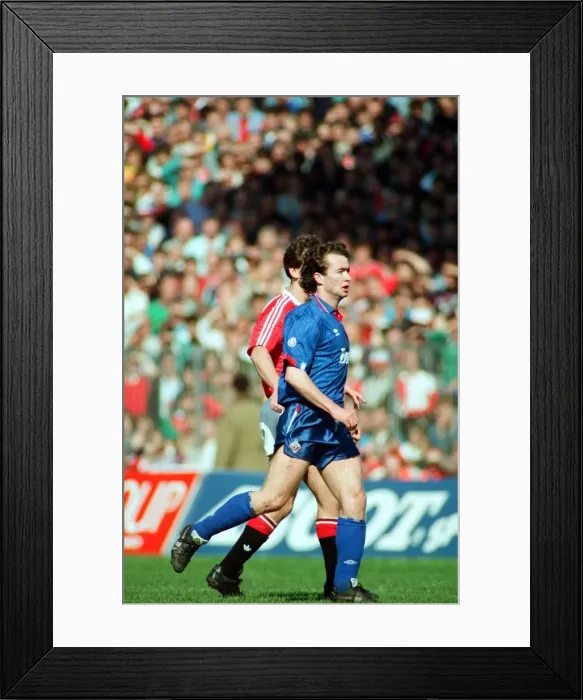 Framed Print : Mike Milliagan. FA Cup. Manchester United 3 v Oldham Athletic 3 Framed Print : Mike Milliagan. FA Cup. Manchester United 3 v Oldham Athletic 3