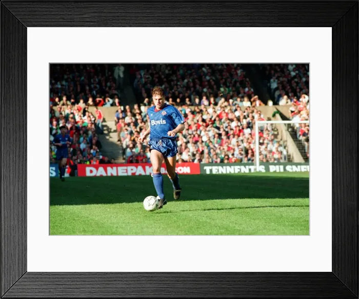 Framed Print : FA Cup. Manchester United 3 v Oldham Athletic 3. 8th April 1990 Framed Print : FA Cup. Manchester United 3 v Oldham Athletic 3. 8th April 1990