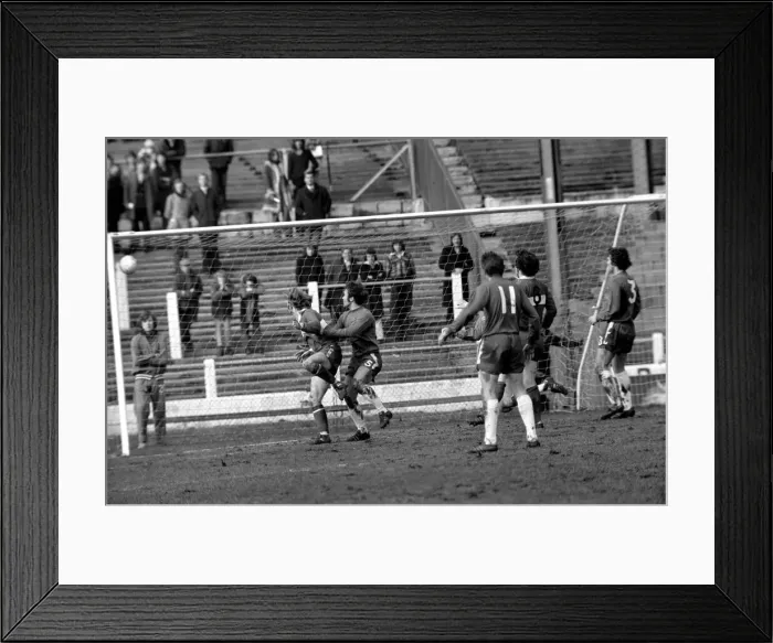 Framed Print : Football: Chelsea F. C. vs. Middlesboro F. C. March 1975 75-01595-051 Framed Print : Football: Chelsea F. C. vs. Middlesboro F. C. March 1975 75-01595-051
