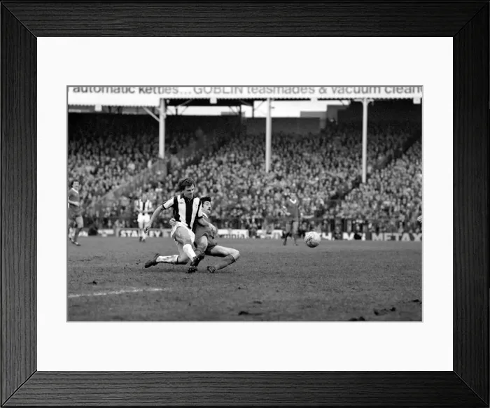 Framed Print : Sport: Football: West Bromwich Albion v. Liverpool. Action during the match Framed Print : Sport: Football: West Bromwich Albion v. Liverpool. Action during the match