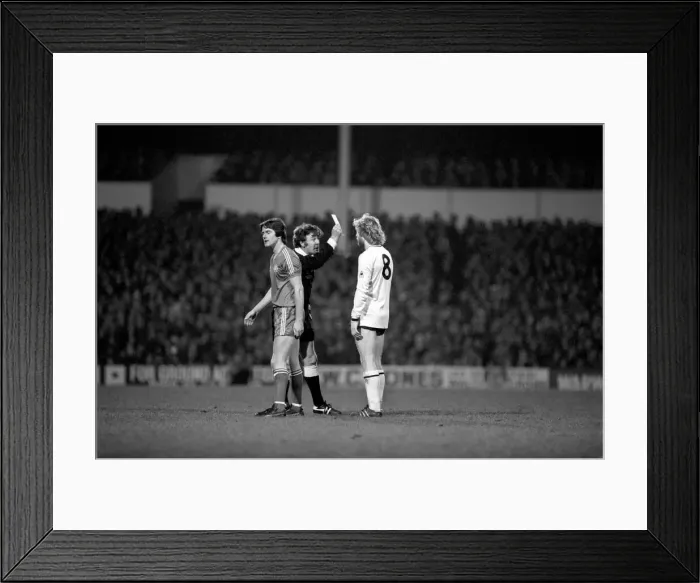 Framed Print : Sport: Football: F. A Cup: 3rd Round Replay: Tottenham Hotspur (3) v